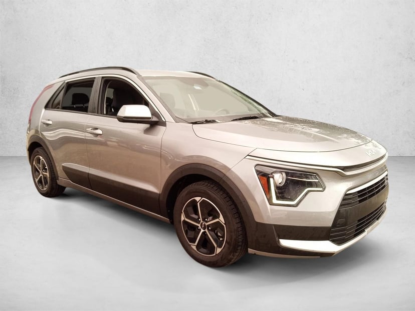 2023 Kia Niro - Image 1