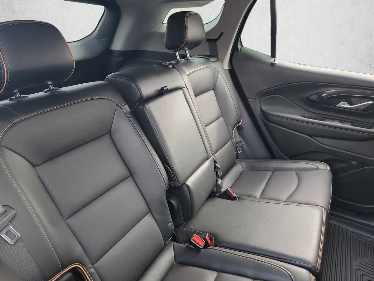 2024 GMC Terrain - Image 16