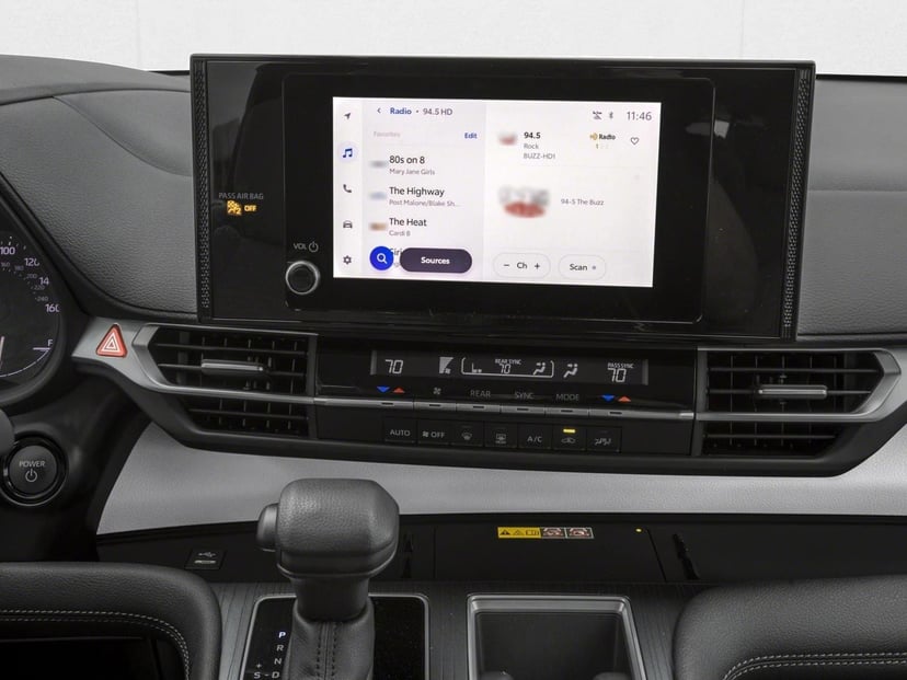 2026 Toyota Sienna - Image 7