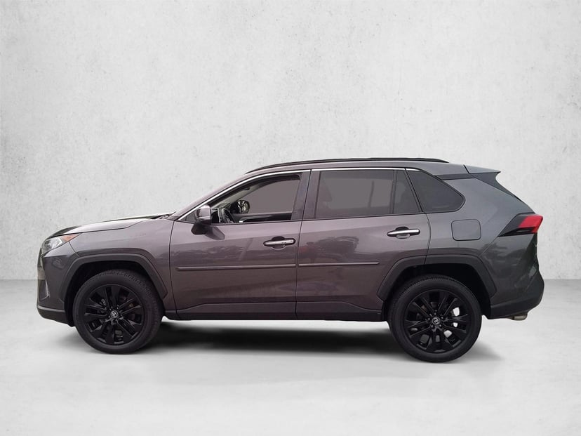 2019 Toyota RAV4 - Image 8