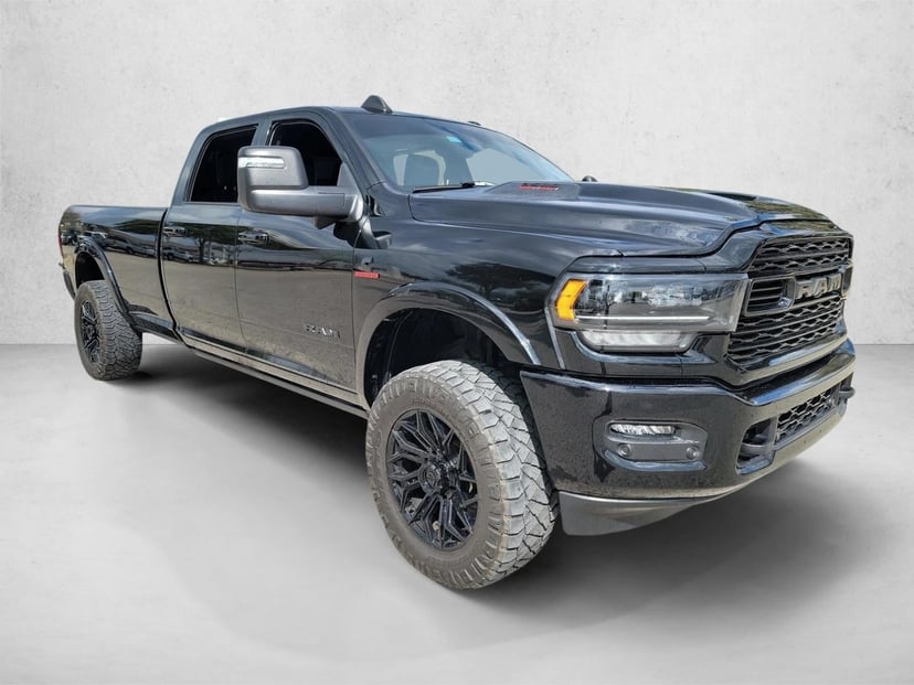 2024 Ram 3500 - Image 3