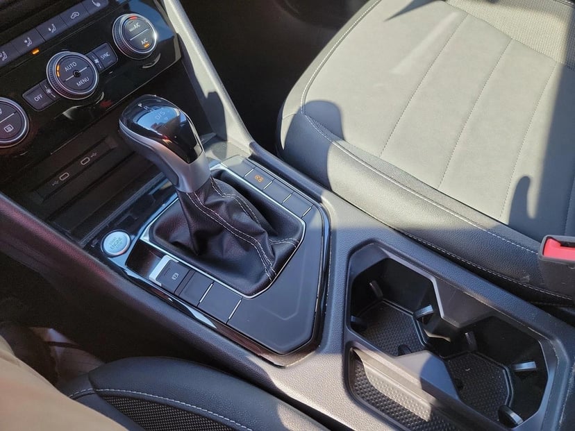 2024 Volkswagen Taos - Image 22