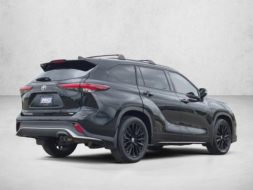 2024 Toyota Highlander - Image 5