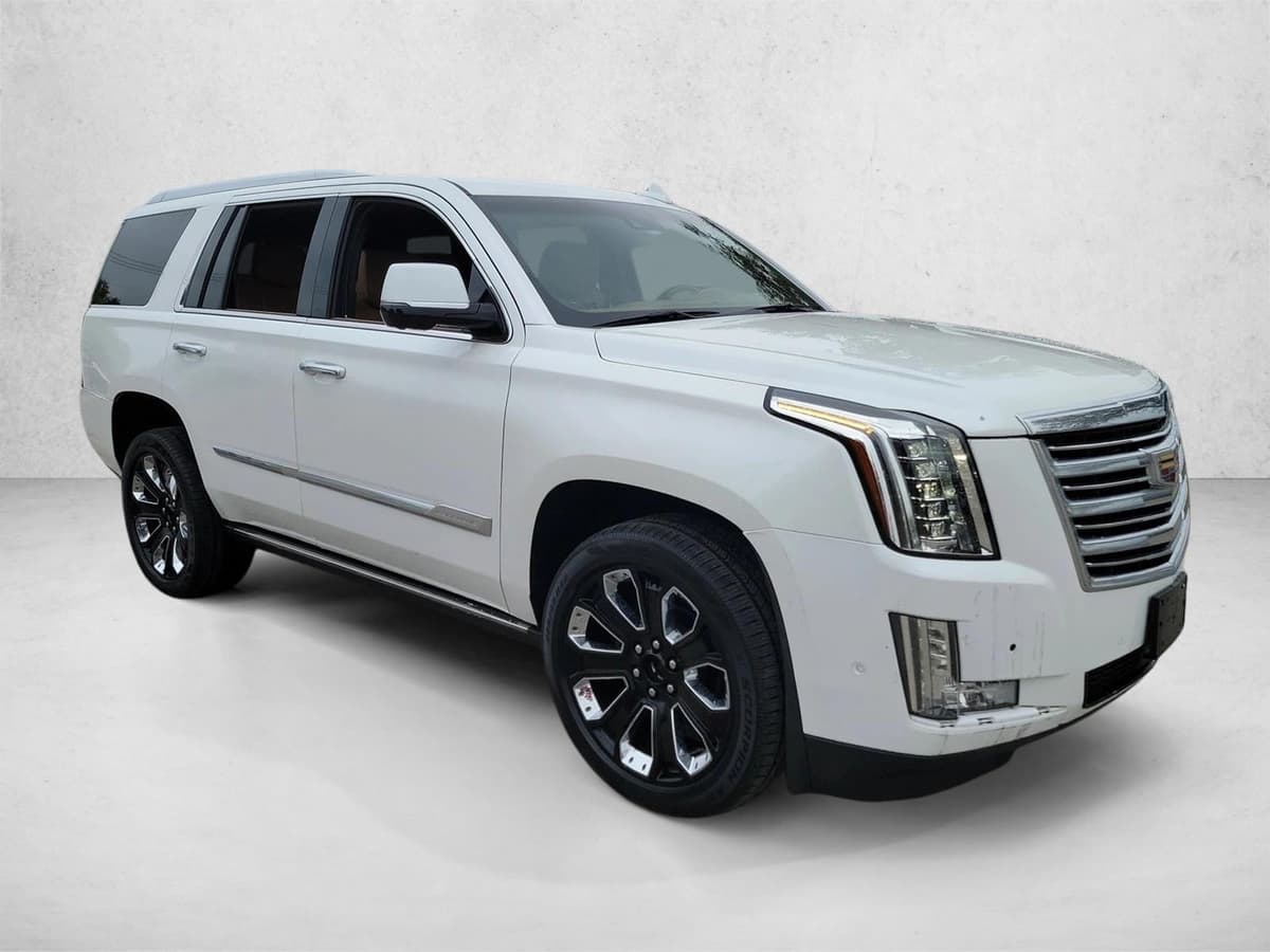 2017 CADILLAC Escalade - Image 4