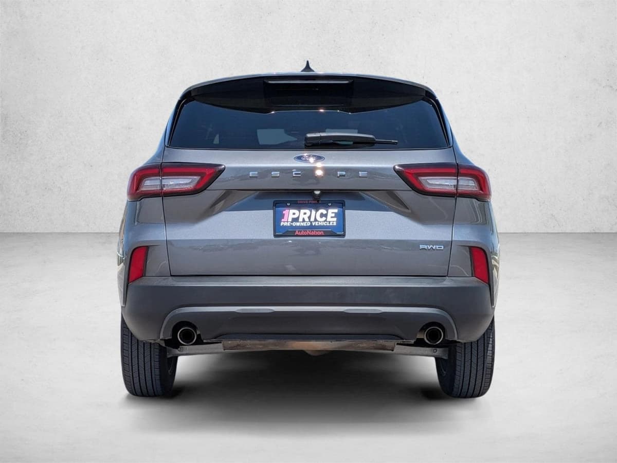 2025 Ford Escape - Image 6