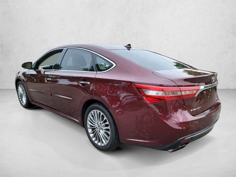 2016 Toyota Avalon - Image 7