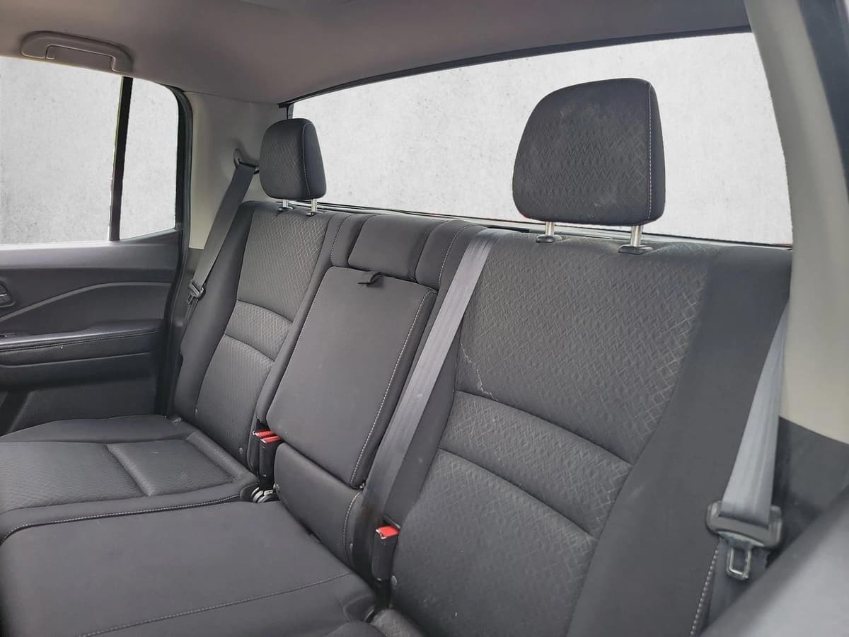 2019 Honda Ridgeline - Image 11