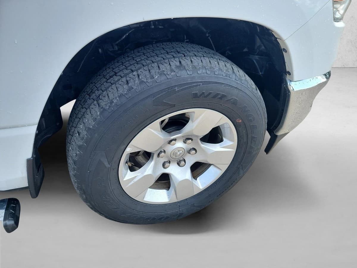 2023 Ram 1500 - Image 11