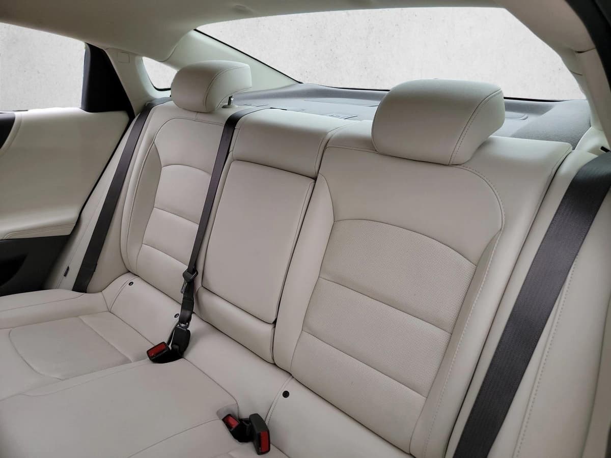 2024 Chevrolet Malibu - Image 14