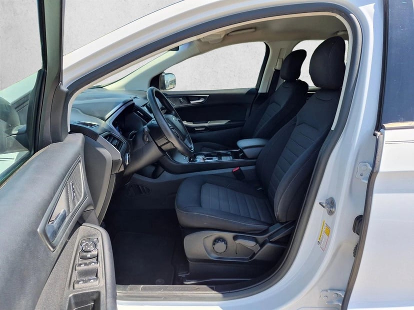 2019 Ford Edge - Image 16