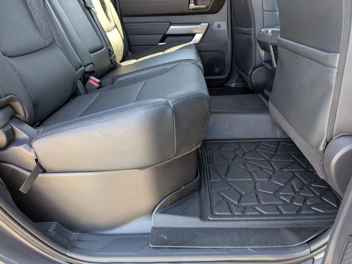 2022 Toyota Tundra - Image 20