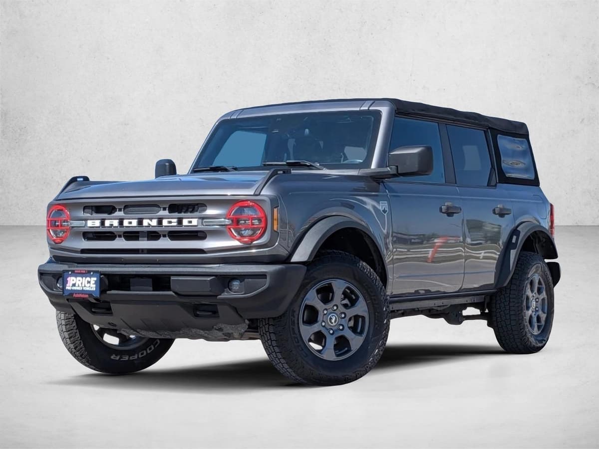 2022 Ford Bronco - Image 1