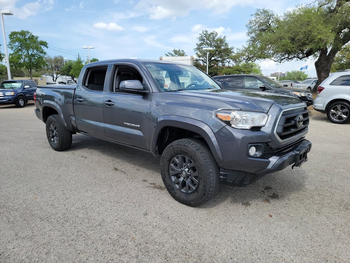 2021 Toyota Tacoma - Image 3