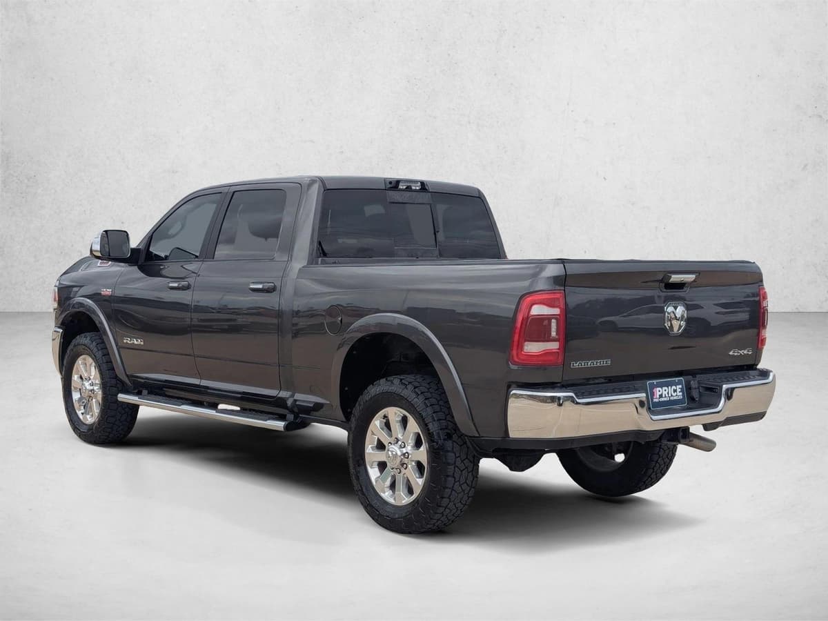 2022 Ram 2500 - Image 7