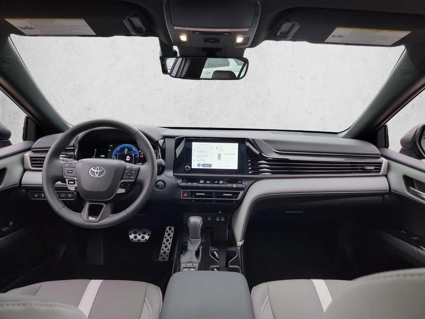 2026 Toyota Camry - Image 17