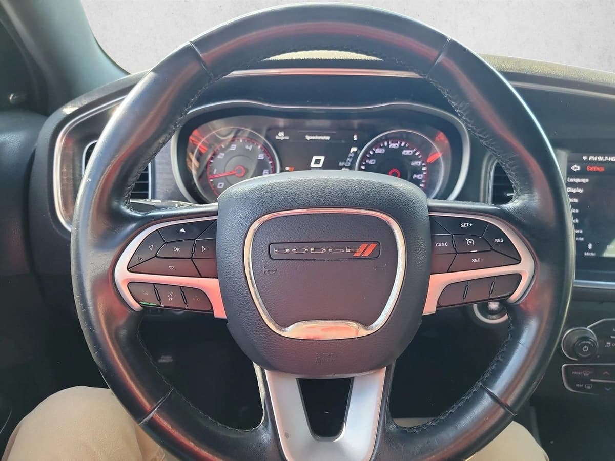 2018 Dodge Charger - Image 21