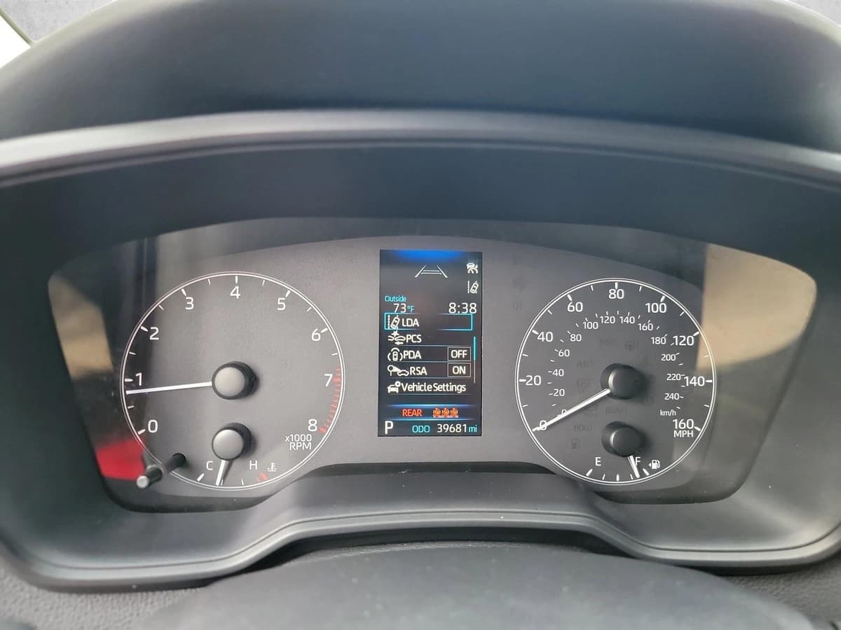 2024 Toyota Corolla - Image 17