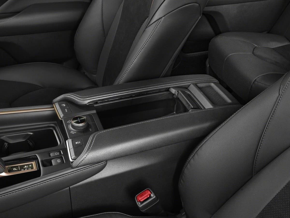 2026 Toyota Grand Highlander Hybrid - Image 10