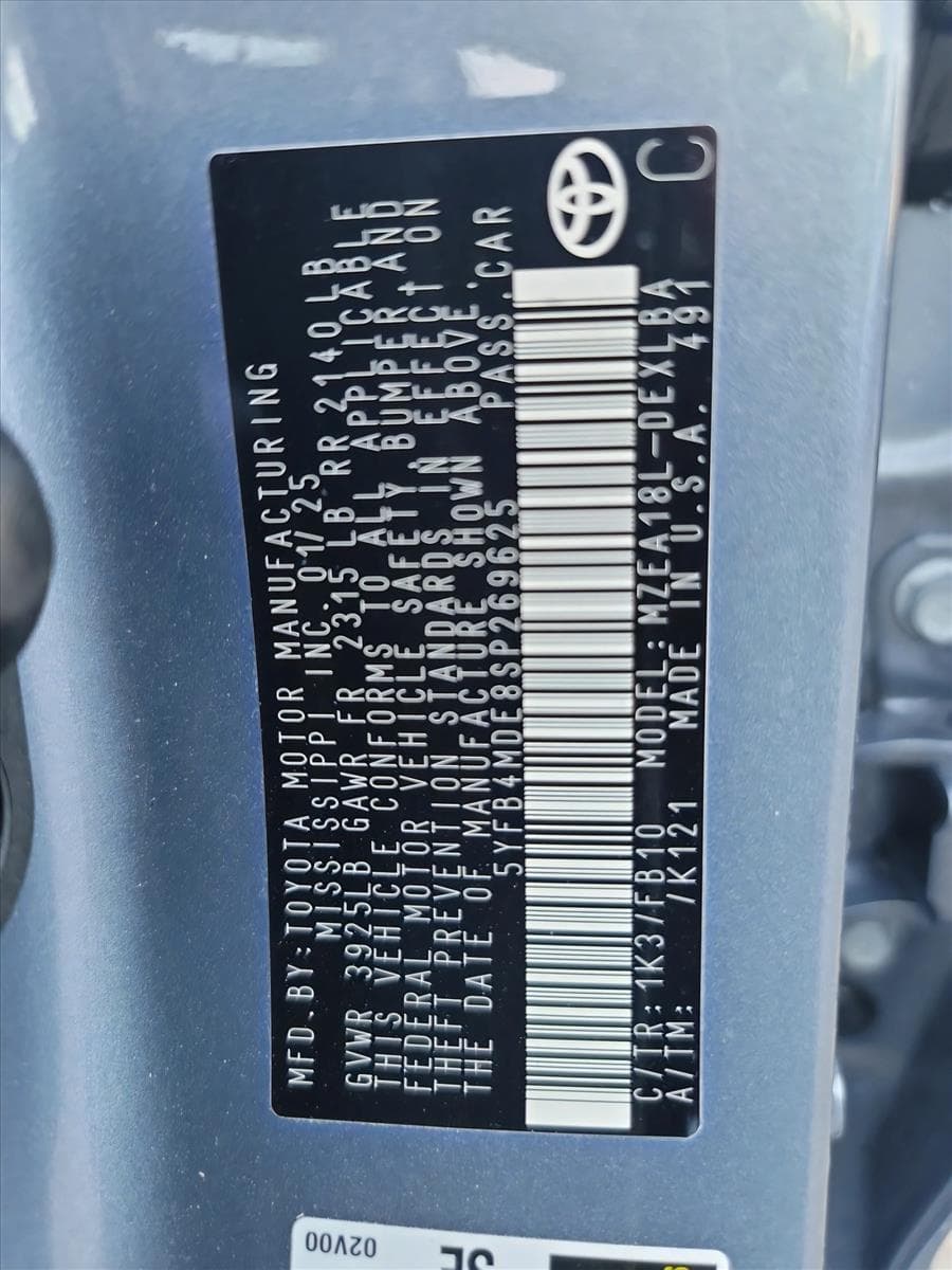 2025 Toyota Corolla - Image 25