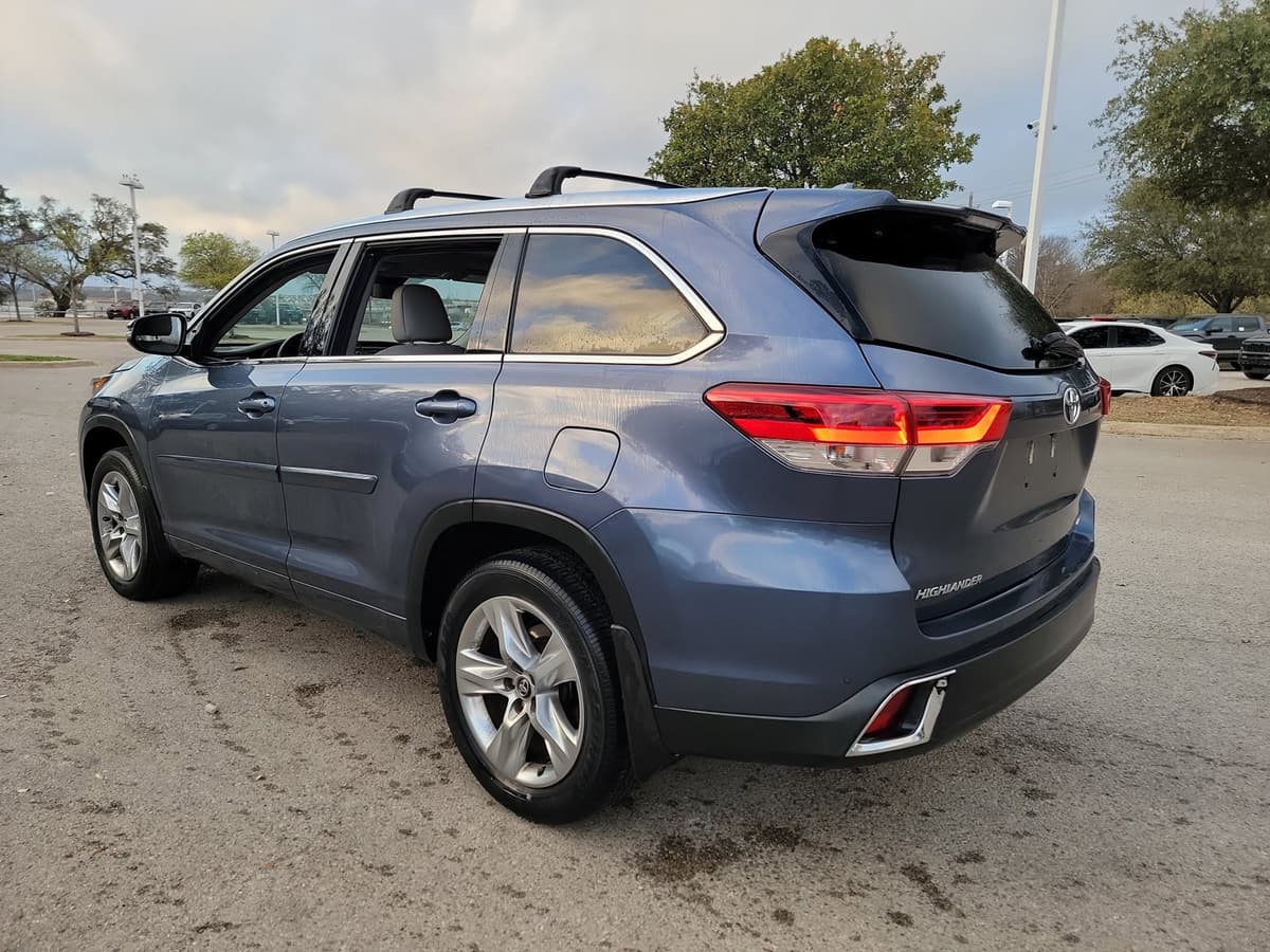 2018 Toyota Highlander - Image 7