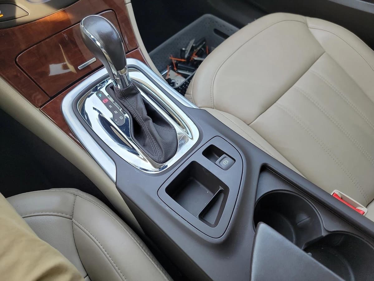 2016 Buick Regal - Image 24