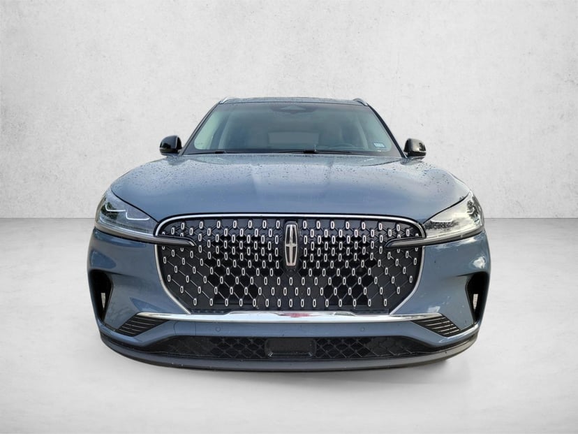 2025 Lincoln Aviator - Image 2