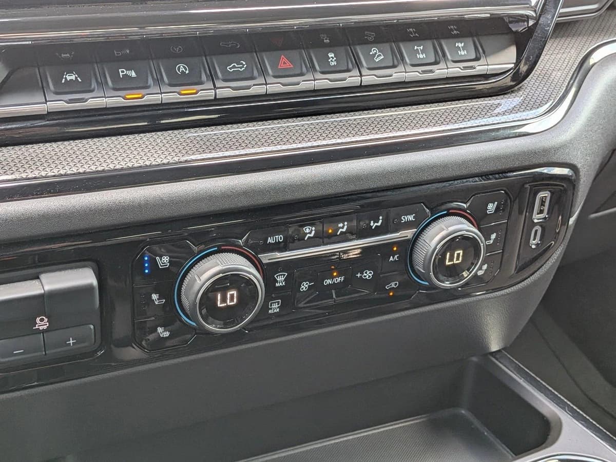 2023 Chevrolet Silverado 1500 - Image 11