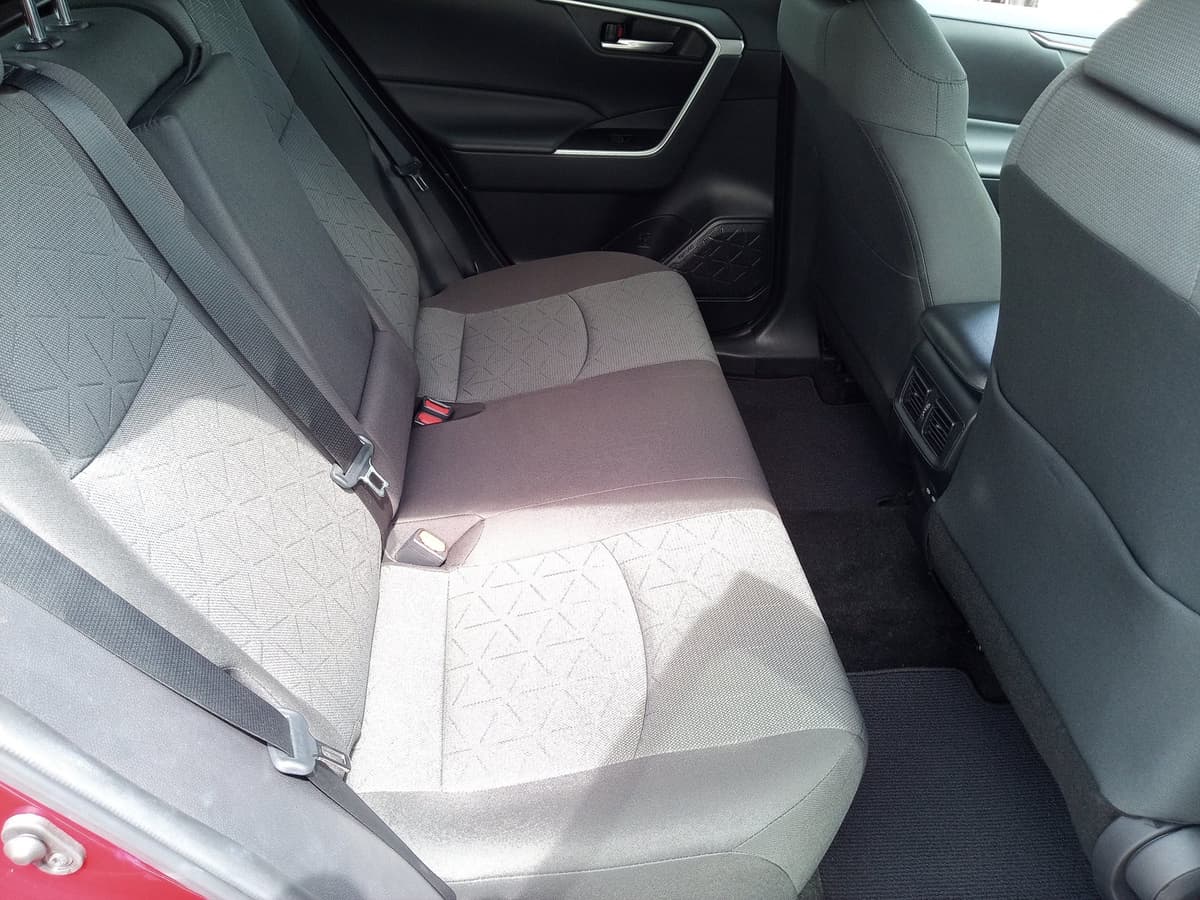 2023 Toyota RAV4 - Image 16