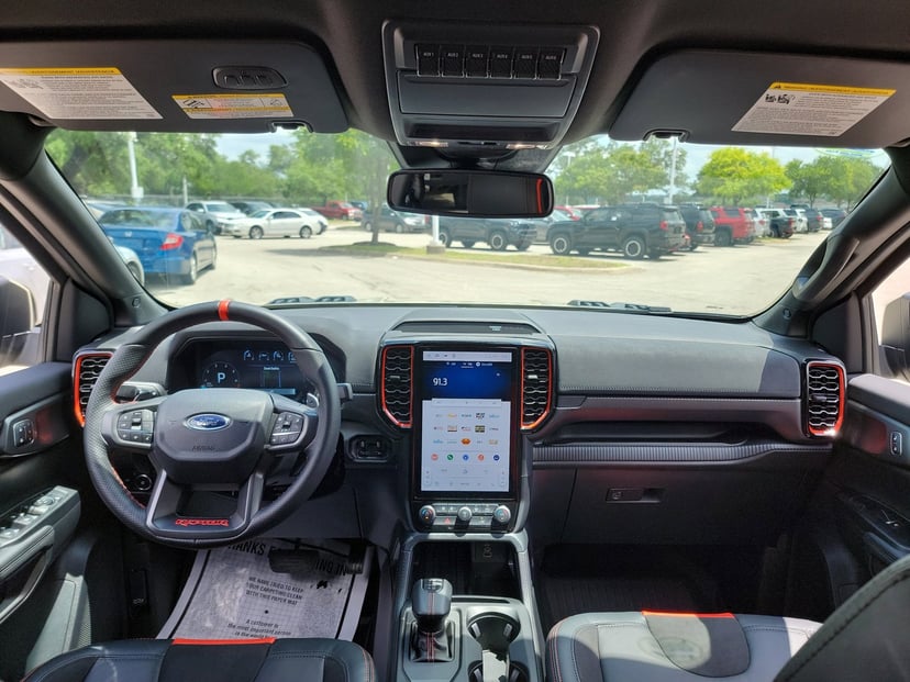 2025 Ford Ranger - Image 17