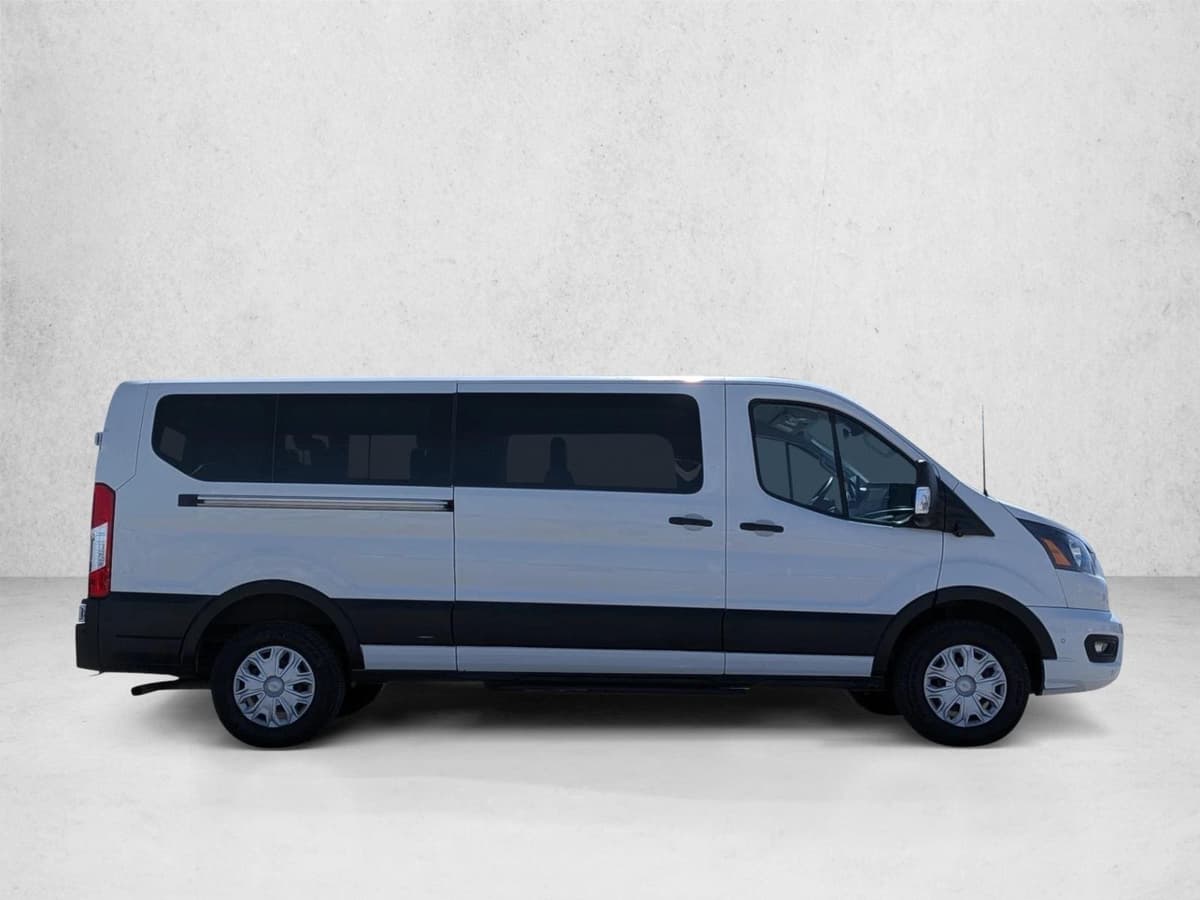 2022 Ford Transit-350 Passenger - Image 4