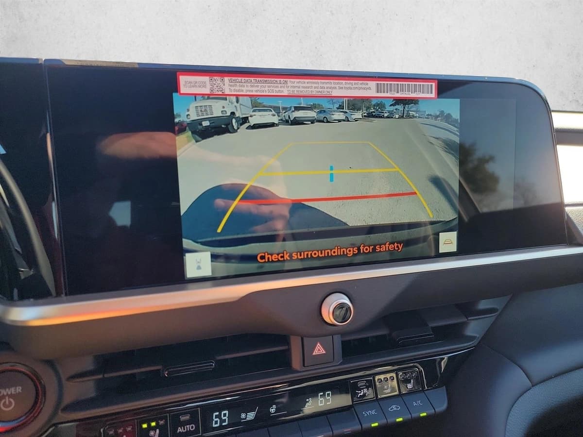 2026 Toyota Crown - Image 17