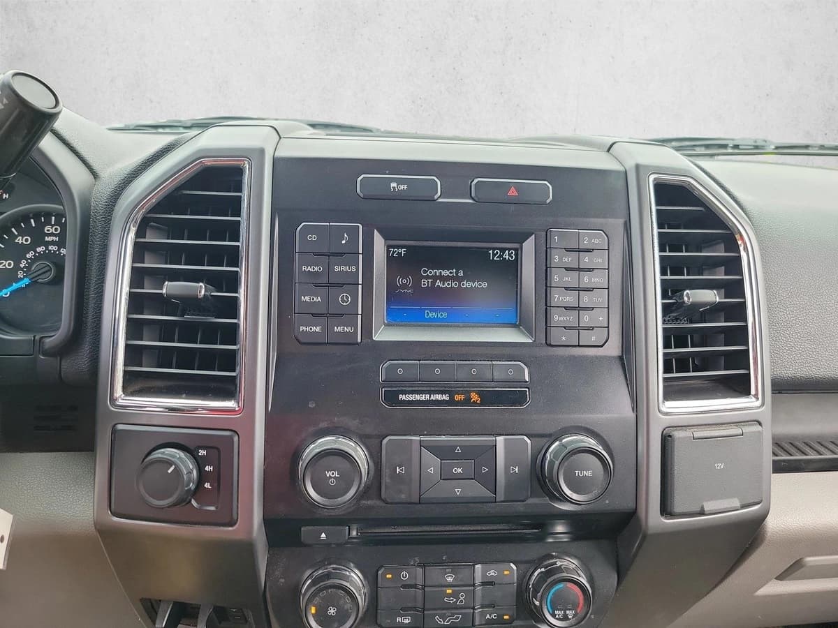 2015 Ford F-150 - Image 16