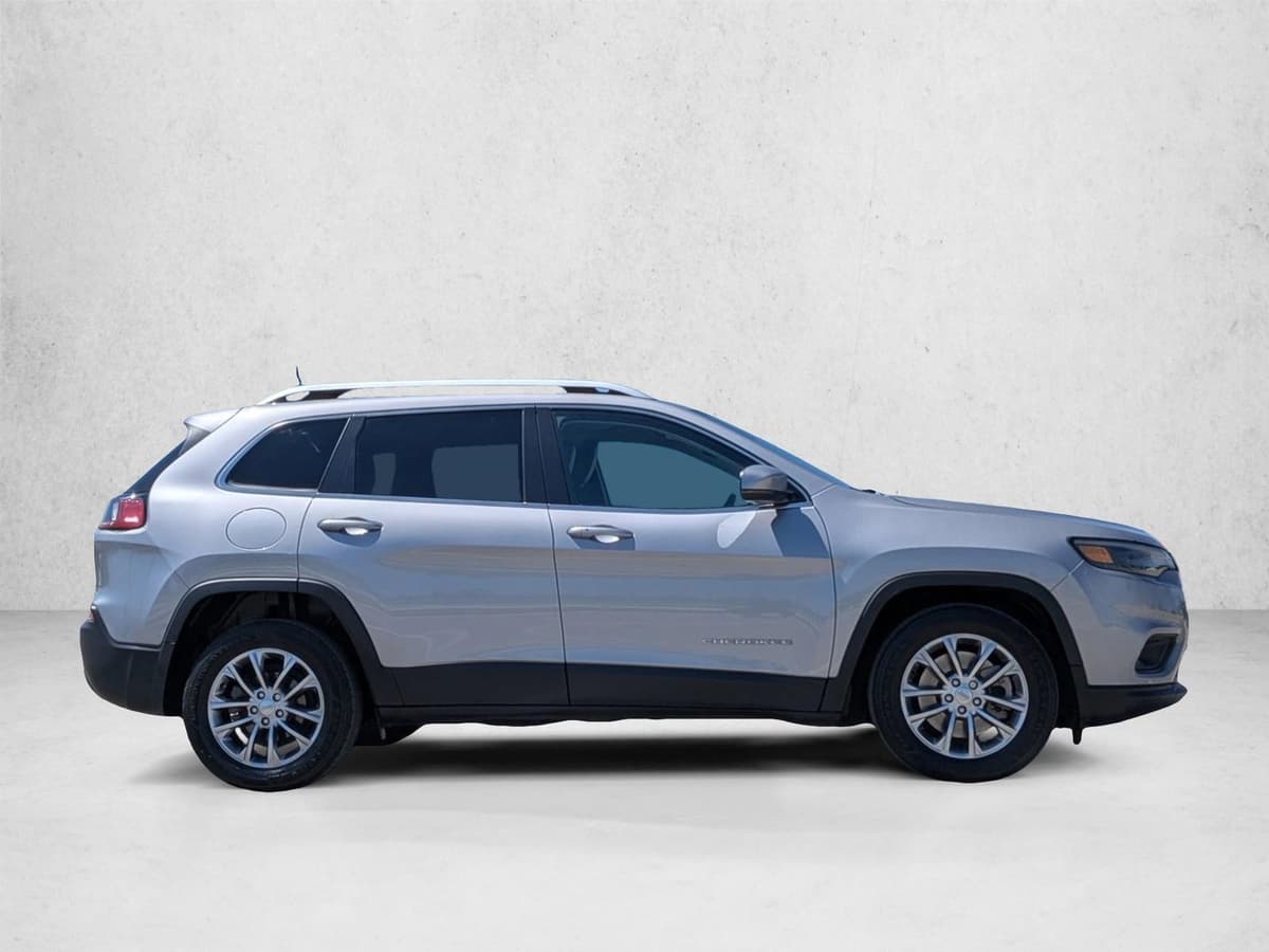 2021 Jeep Cherokee - Image 4