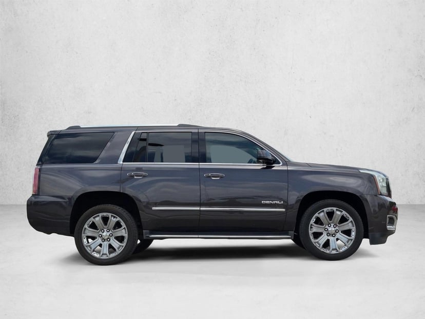 2016 GMC Yukon - Image 4