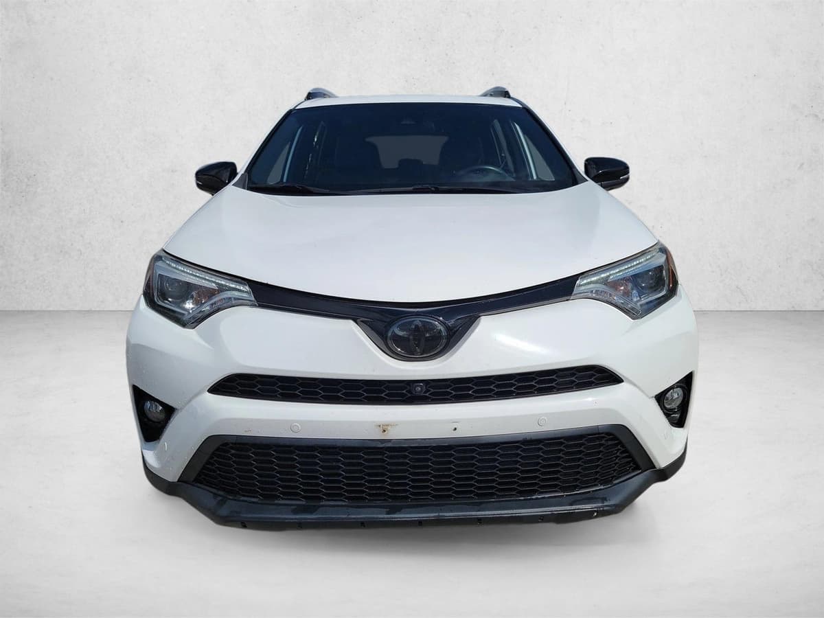 2016 Toyota RAV4 - Image 2