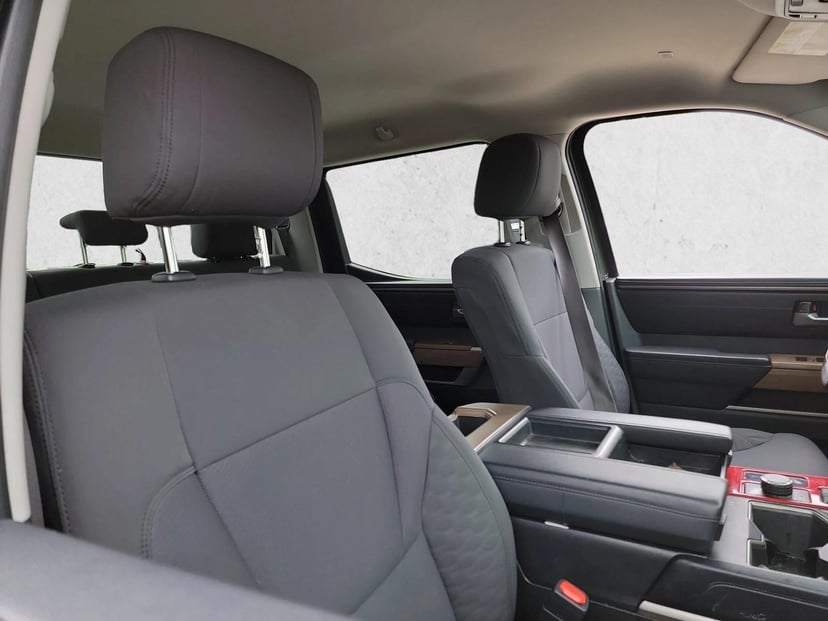 2022 Toyota Tundra - Image 12