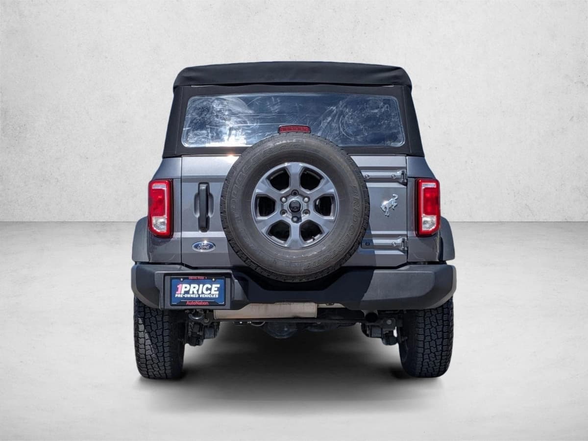 2022 Ford Bronco - Image 6