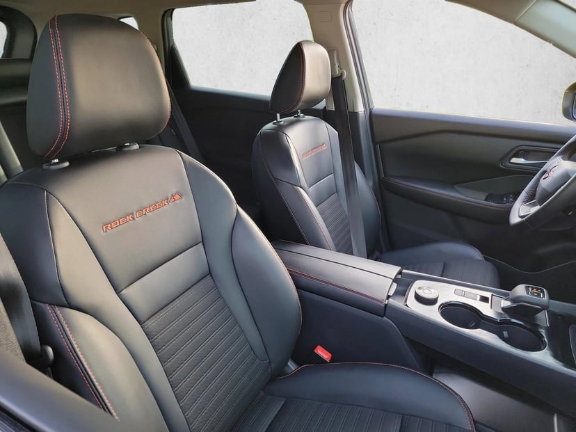 2025 Nissan Rogue - Image 15