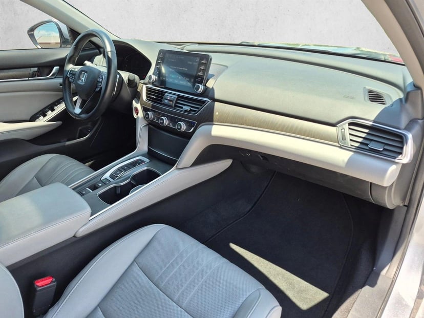 2019 Honda Accord Hybrid - Image 22