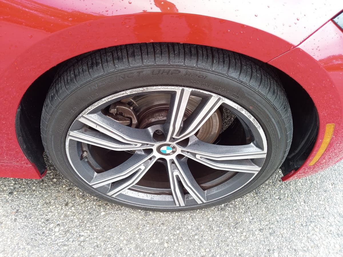 2019 BMW 330i - Image 10