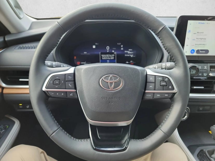 2025 Toyota Grand Highlander - Image 20