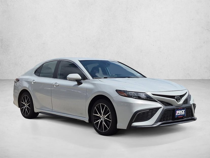 2022 Toyota Camry - Image 1