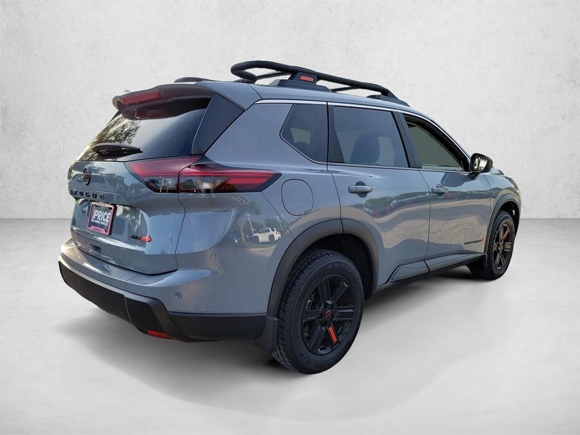 2025 Nissan Rogue - Image 5