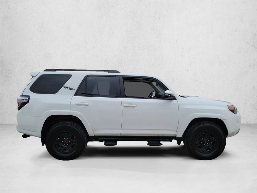 2019 Toyota 4Runner - Image 5
