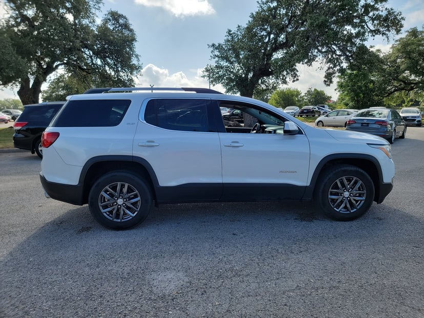 2019 GMC Acadia - Image 3