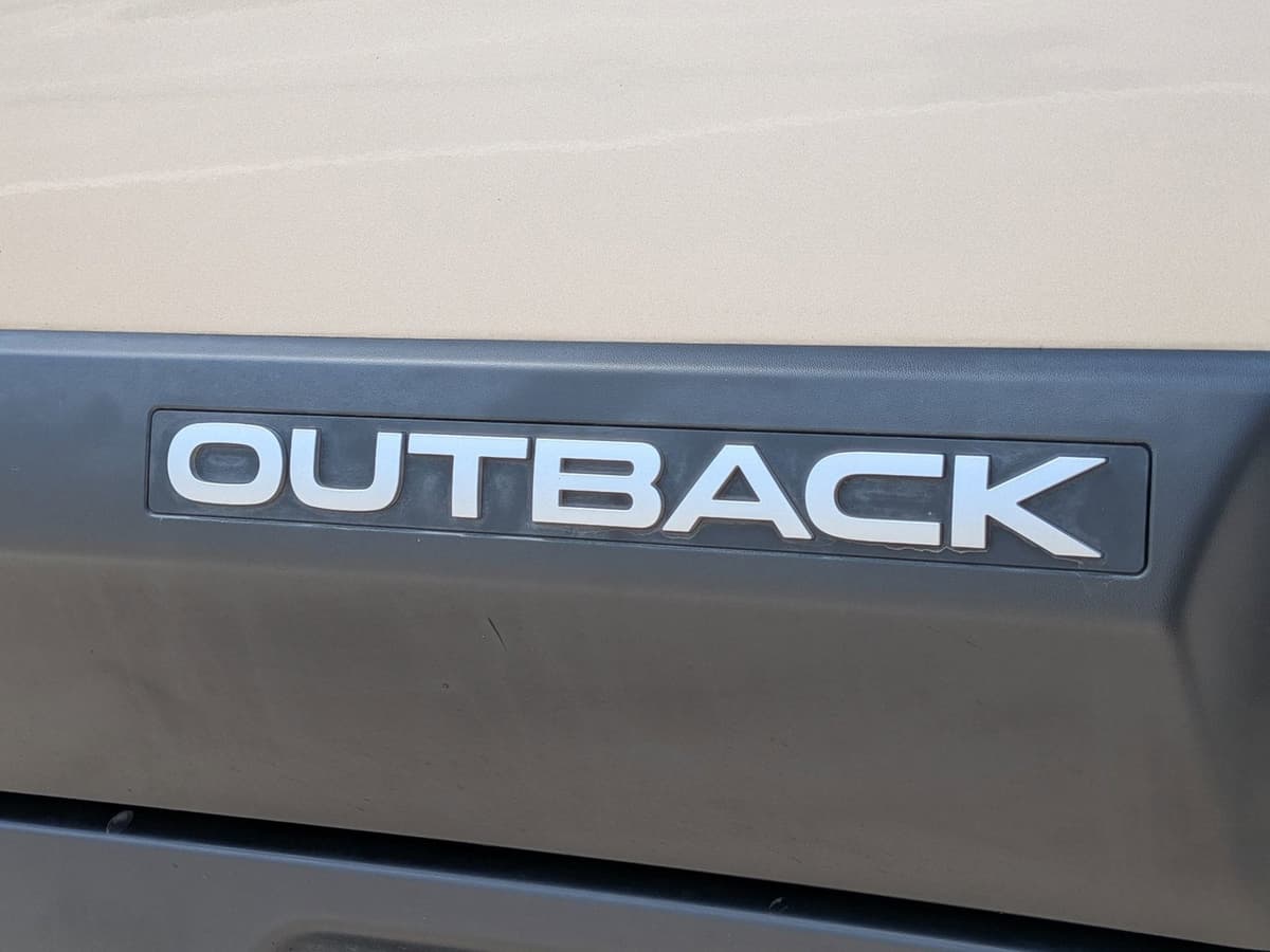 2014 Subaru Outback - Image 23