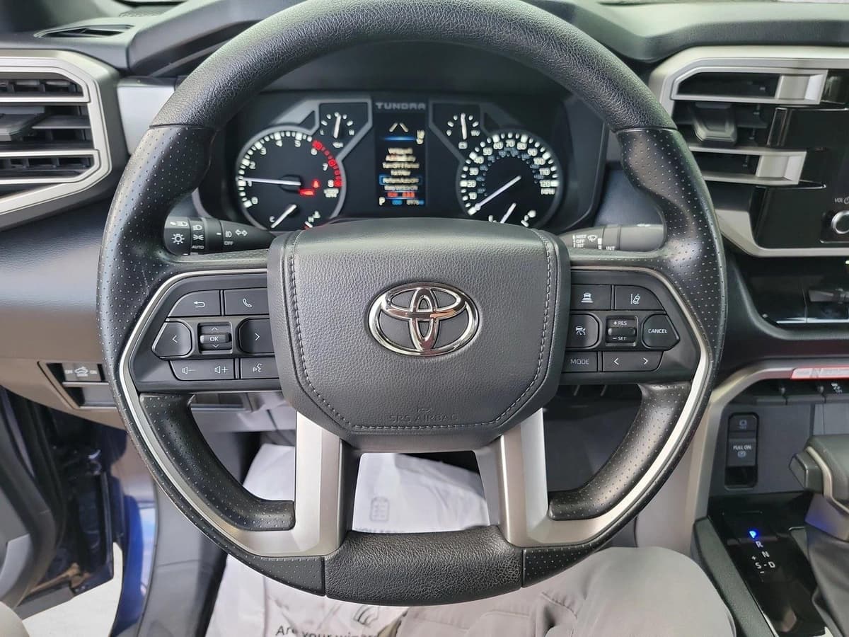 2025 Toyota Tundra - Image 19