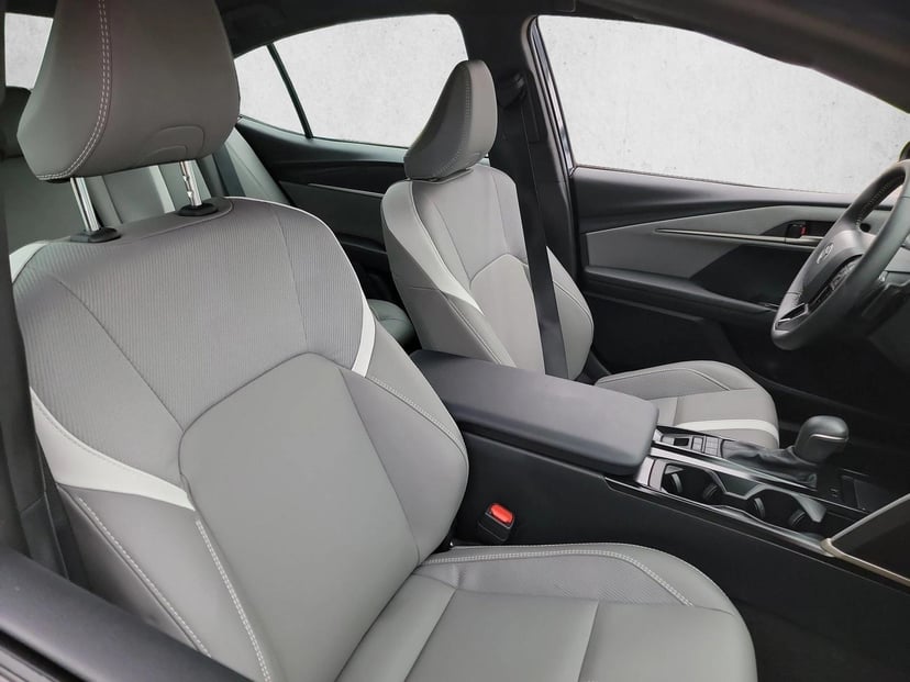 2026 Toyota Camry - Image 15