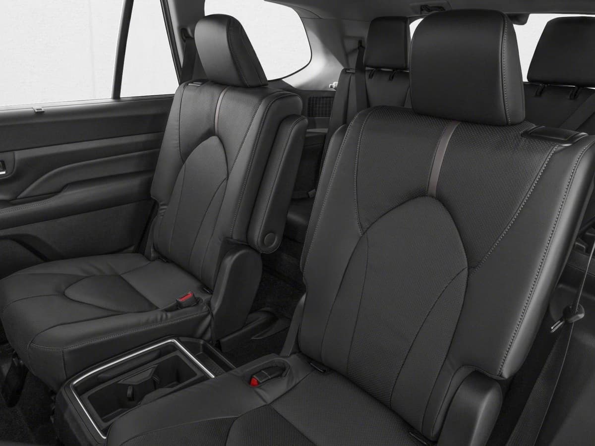 2026 Toyota Grand Highlander - Image 9