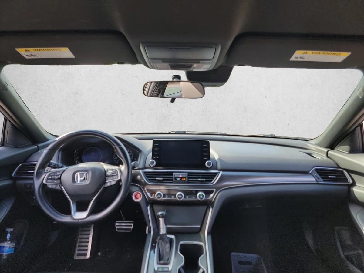 2020 Honda Accord - Image 17